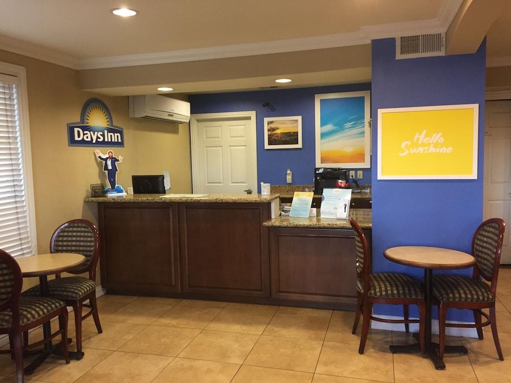 Days Inn By Wyndham Kingman East Eksteriør billede